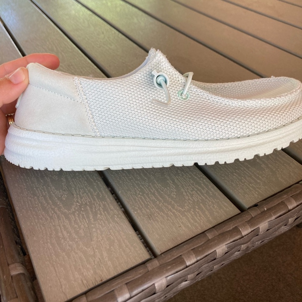 Women’s size 7 Hey Dude’s, iced mint